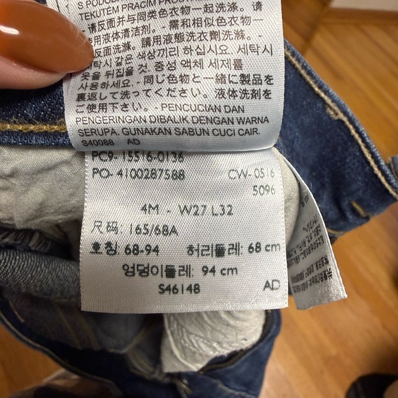 Levi Jeans - Picture 6 of 6